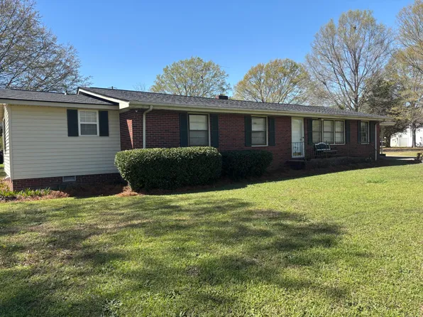 121 Ward Ave, Ward, SC 29166