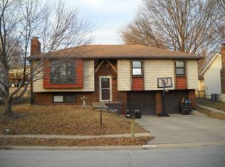 20400 Millhaven St, Independence, MO 64056