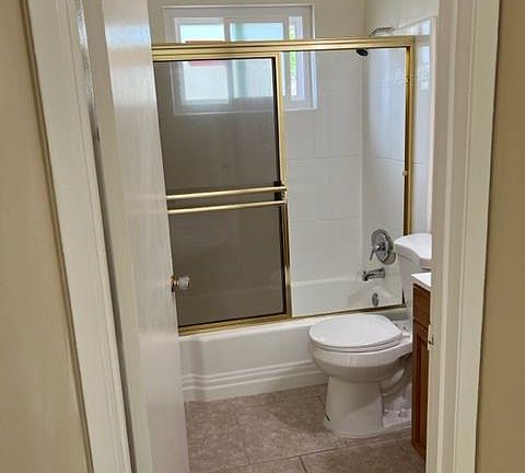 4th image of 1003 Leigh Ave #7