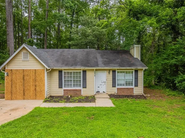 5856 Rock Rd, Union City, GA 30291
