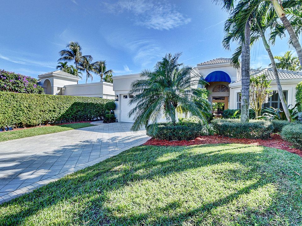 Home For Sale In Broken Sound Country Club