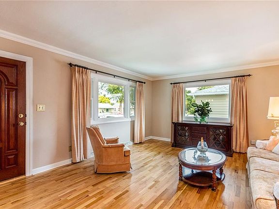 3rd image of 4316 Ryan Ave