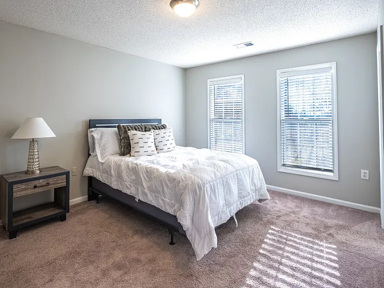 Summerlyn Place — Photo 84