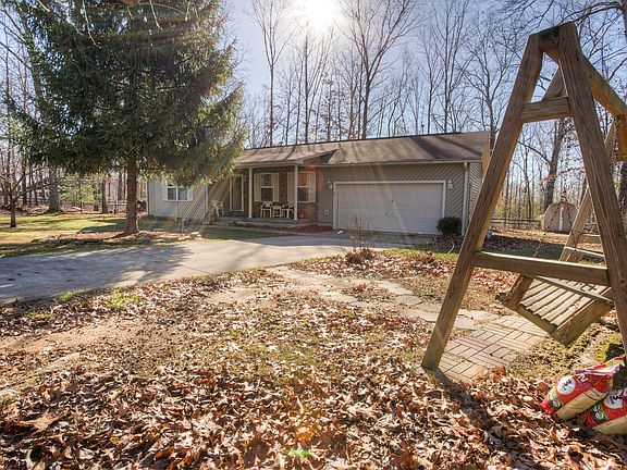4th image of 77 Mulberry Cir
