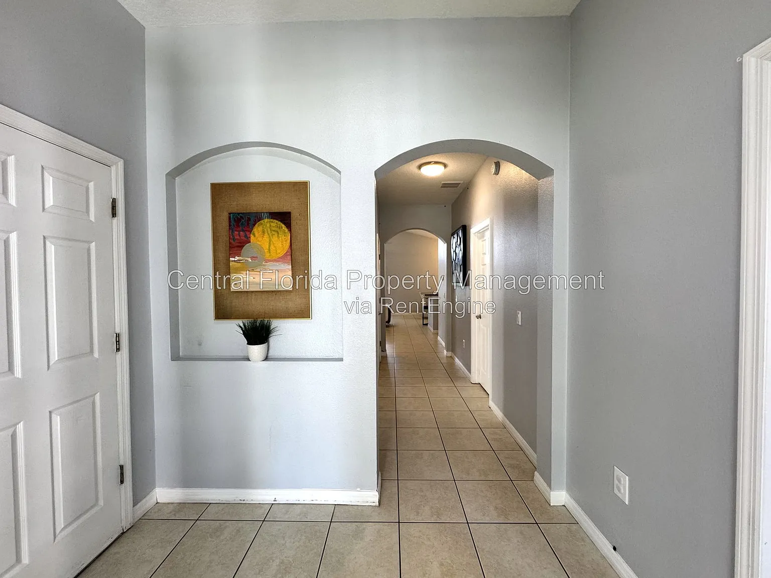 4 bed, 3.5 bath, 1830 sqft, $2,499 — Photo 2