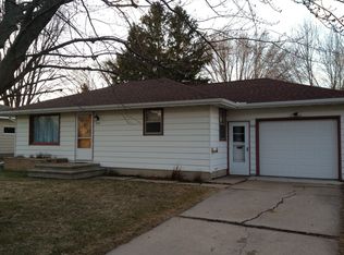 405 Wildwood Ct, Marshfield, WI 54449