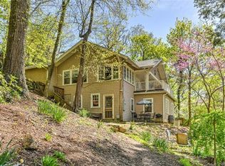 26 Howland Rd, Asheville City, NC 28804