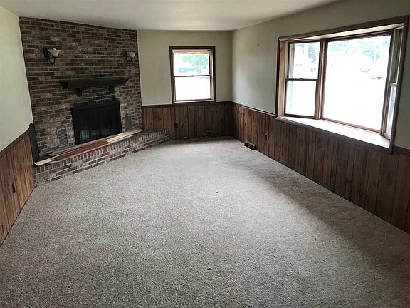 4th image of 24 Miramar Dr