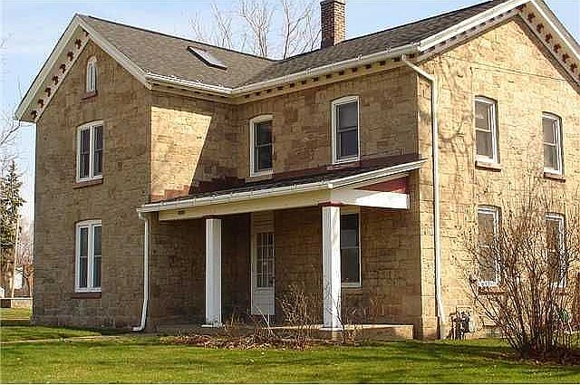 Front - faces West