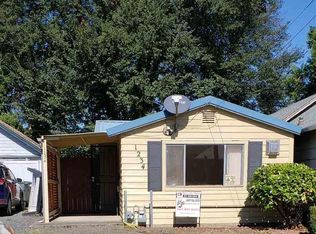 1234 Nandina St, Sweet Home, OR 97386