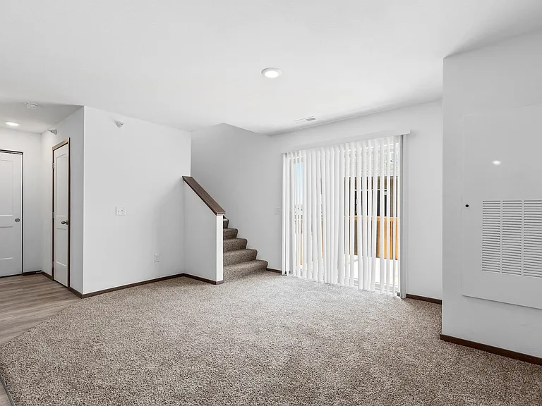 Shepherd Hills Commons I — Photo 11