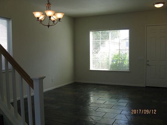 3rd image of 4076 Heaton Ct
