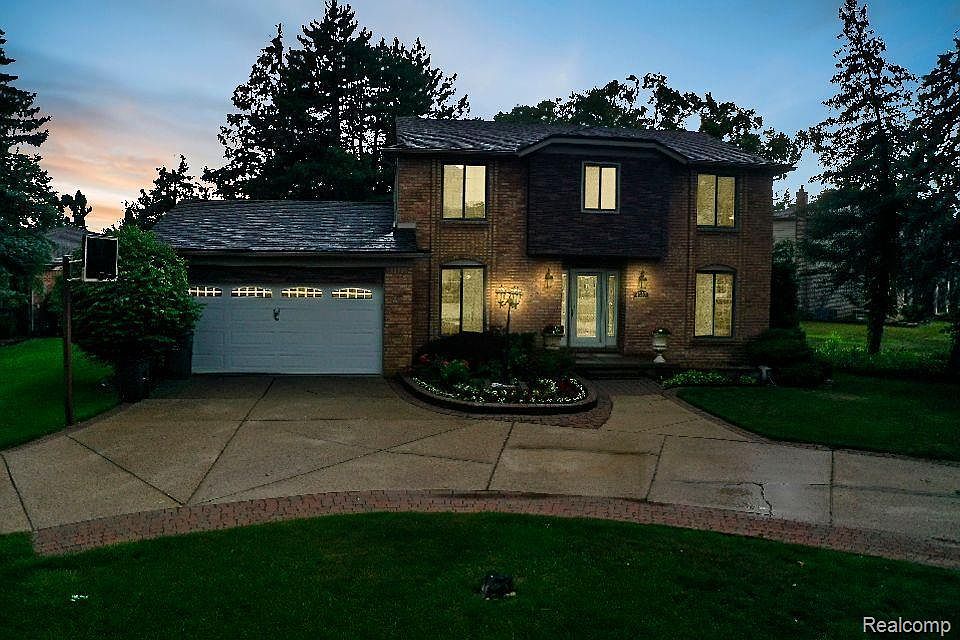 1st image of 4537 Harold Dr