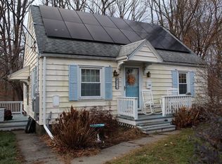 25 Ridgewood Rd, Worcester, MA 01606