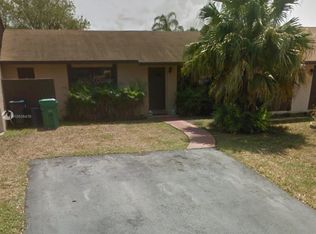 4933 SW 135th Pl, Miami, FL 33175