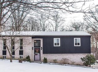 210 Mayfield Rd, Wexford, PA 15090