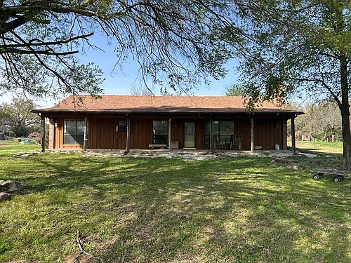 6055 FM 514 Photo 1