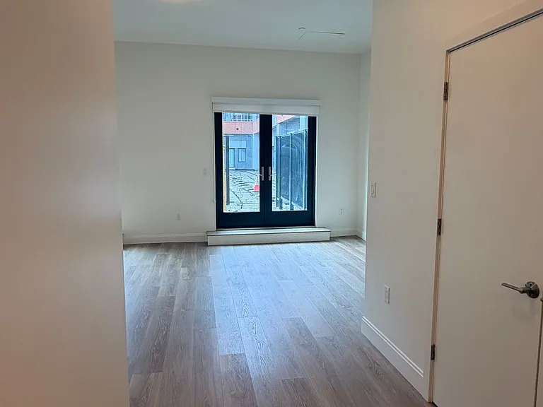 1077 Commonwealth Ave #209DF — Photo 7