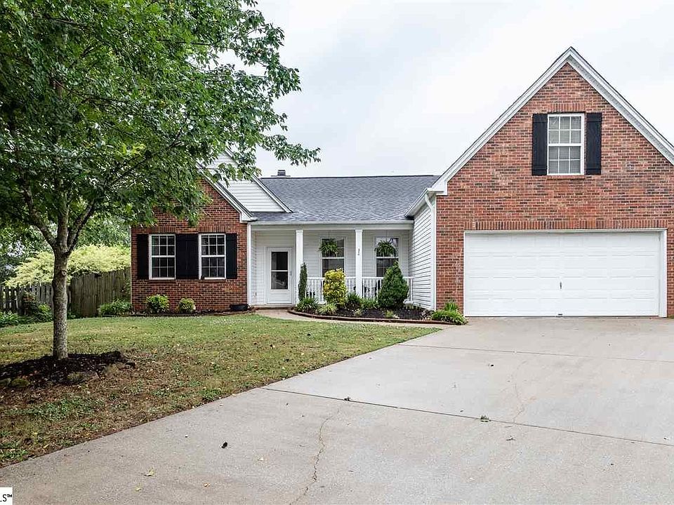 1st image of 16 Blossom Park Ct