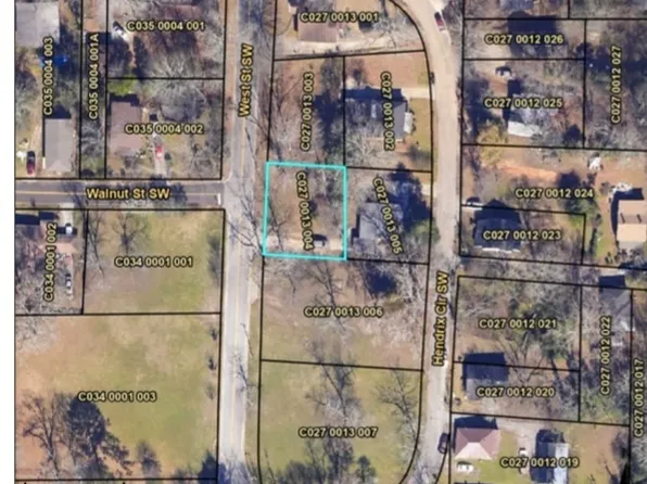 3271 W St NW, Covington, GA 30014