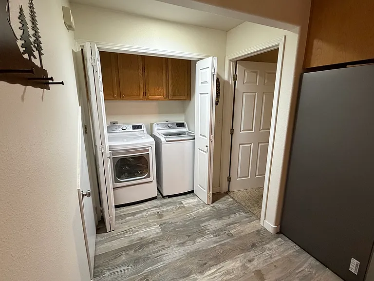 2425 Aspen Way — Photo 17