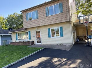 36 Cambridge Rd, Edison, NJ 08817