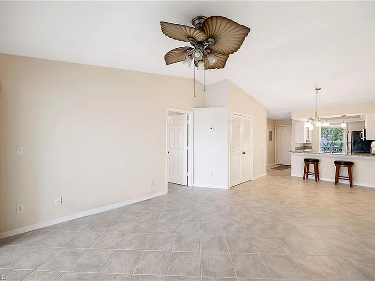 1015 Mainsail Dr #112 — Photo 9