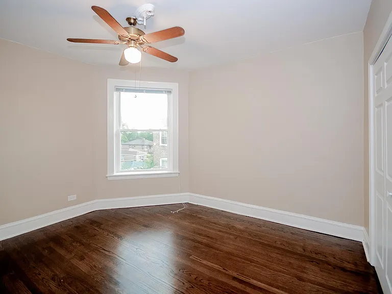 2433 W Fargo Ave #3 — Photo 11