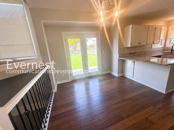 1902 Brent Ln — Photo 10