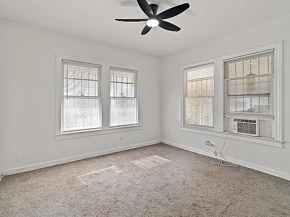 422 Royston Ave — Photo 9