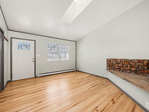 5th image of 2806 1/2 Bookcliff Ave