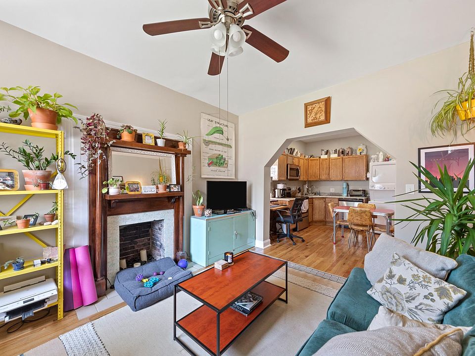 1st image of 4971 Magnolia Ave #1