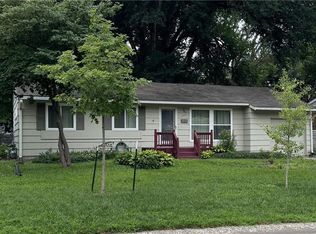 7200 Conser Dr, Overland Park, KS 66204