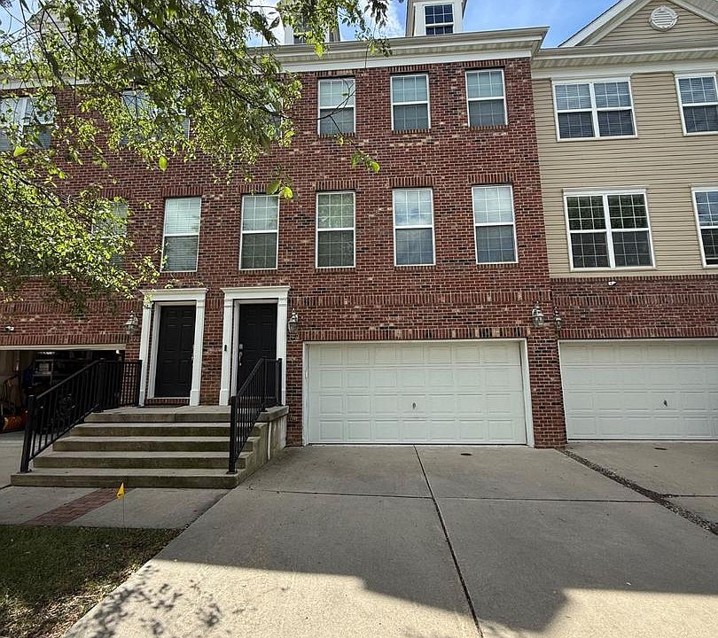 1st image of 173 Creekside Way