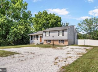 317 Saint Georges Rd, Baltimore, MD 21221