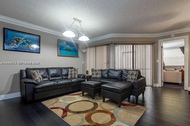 Lakeshore Condo #4 — Photo 2