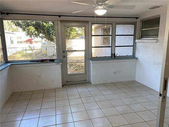 5th image of 3106 Vinson Ave
