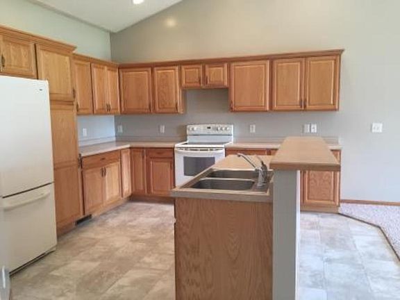 4th image of 2425 Mossy Creek Dr