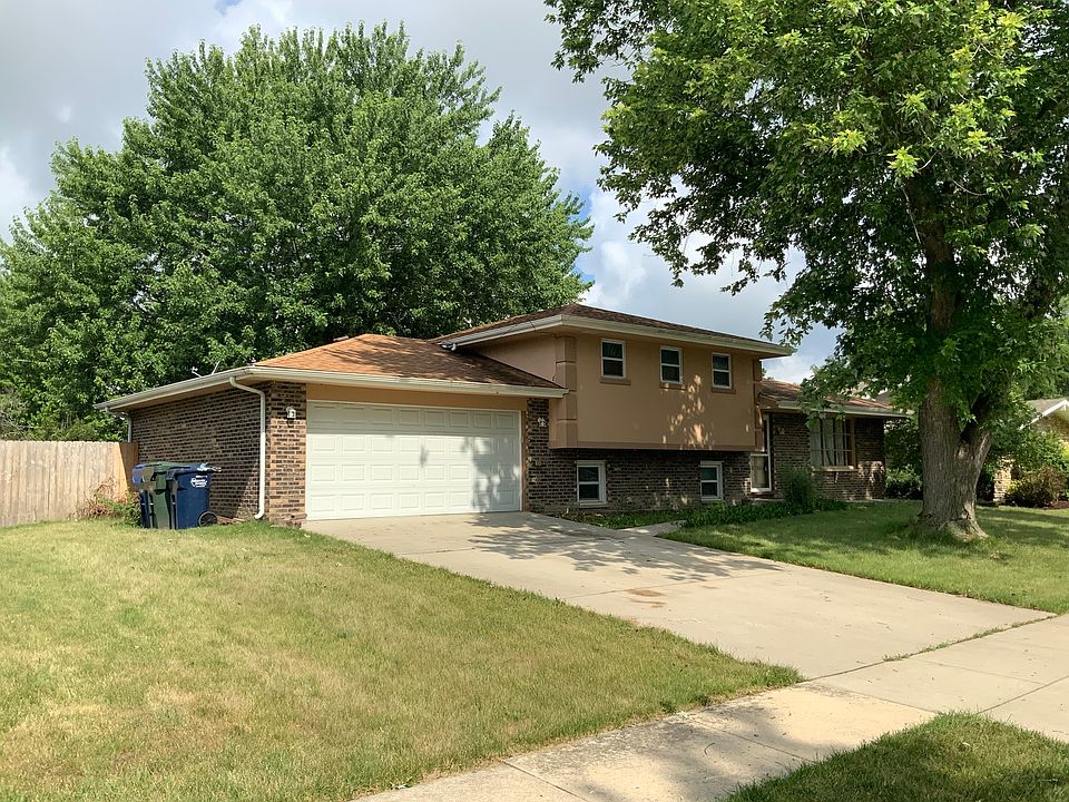 209 Shabbona Dr, Minooka, IL 60447 Zillow
