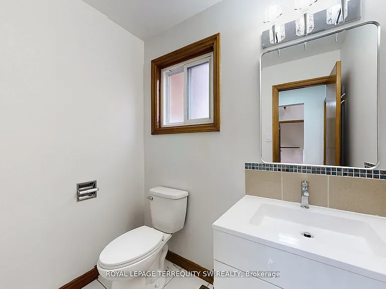 327A Beechgrove Dr — Photo 11
