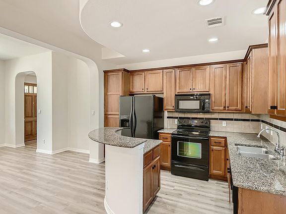 5th image of 13604 Caldwell Dr APT 59