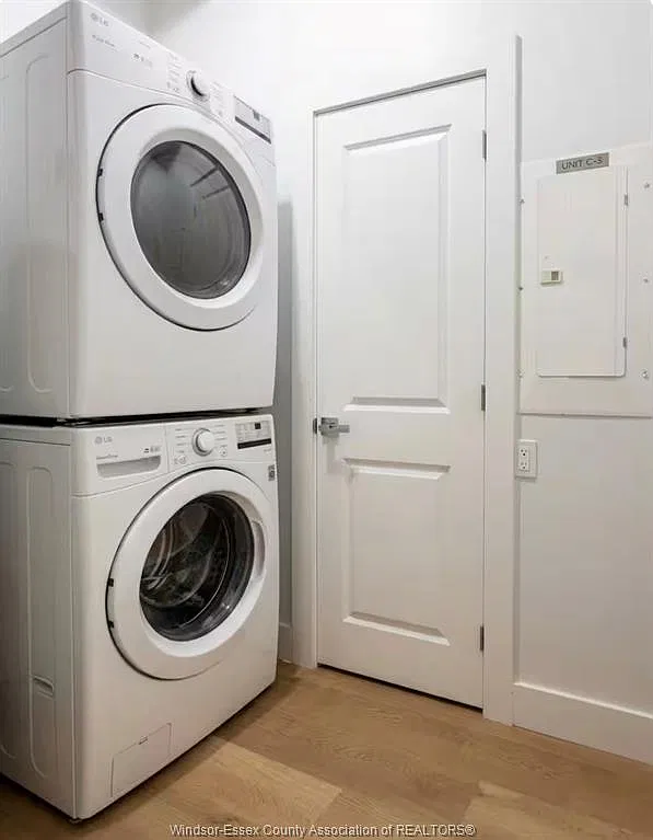2 bed, 1.5 bath, $2,300 — Photo 4