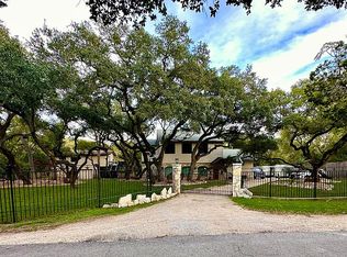 19412 Greenhill Dr, Helotes, TX 78023