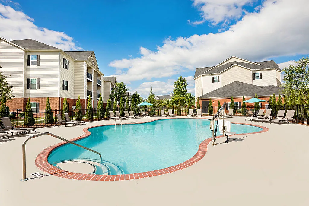 Clemmons Town Center Apartments — Photo 2