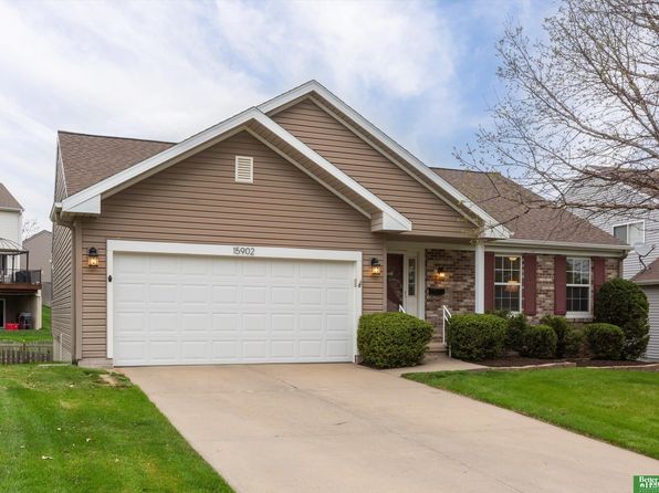15902 T St, Omaha, NE 68135