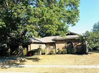 9663 E 26th Pl, Tulsa, OK 74129