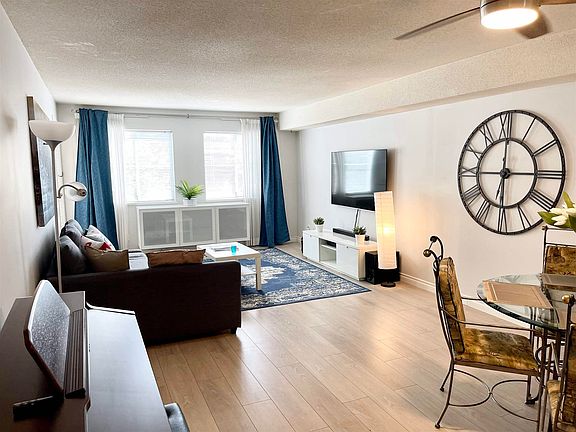 5th image of 12101 80th Ave #212