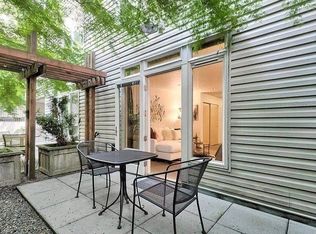 1608 Belmont Ave, Seattle, WA 98122