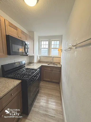 1405 Severn St #B4 — Photo 6