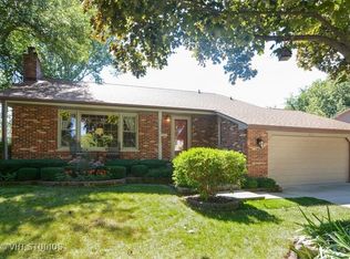 435 E Monterey Rd, Palatine, IL 60074